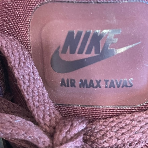 Nike Womens Air Max Tavas Burgundy - Picture 8 of 8